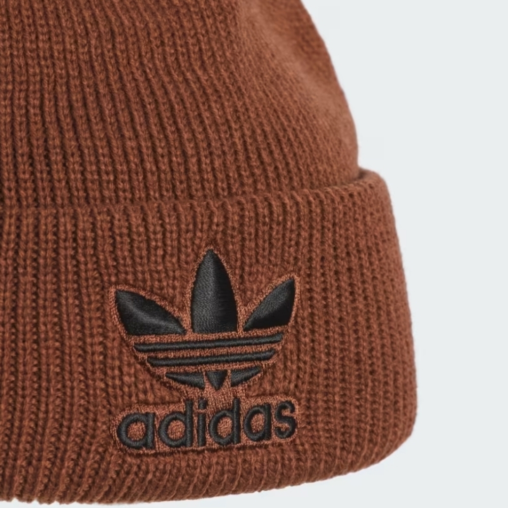 NWT Unisex Adidas Preloved Brown/Black Trefoil  Beanie - Picture 5 of 8